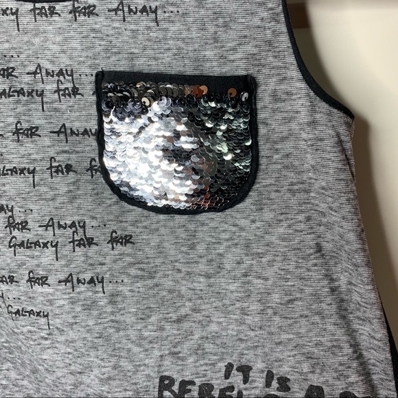 Girl’s Star Wars Reversible Sequins Tank Top - Picture 5 of 13